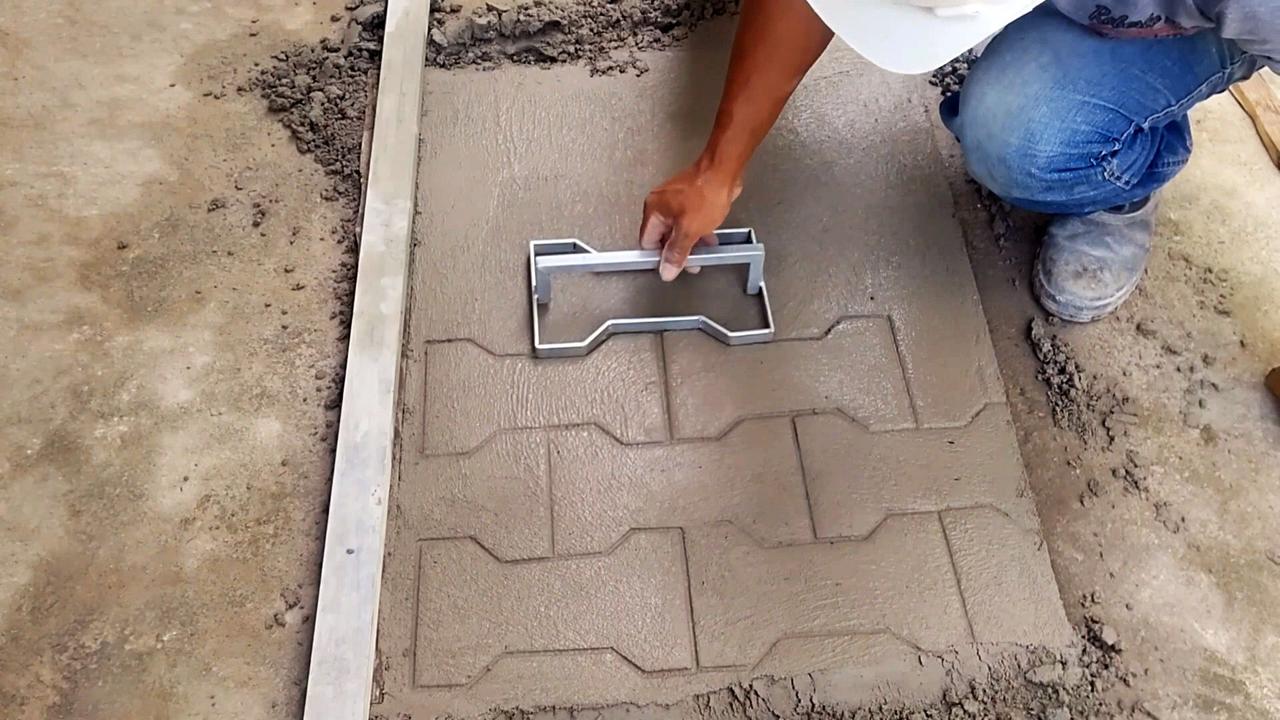 Как изготовить штамп для нанесения им рельефного теснения на бетонной стяжке, для садовой дорожки