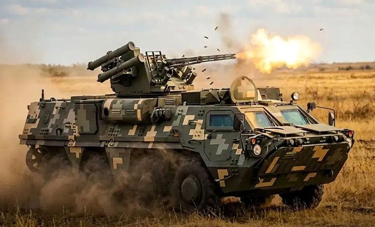 БТР-4 «Буцефал»: 20 тонн брони, скорость 110 км/ч, 30-мм пушка — украинский штурмовой бронетранспортер нового поколения