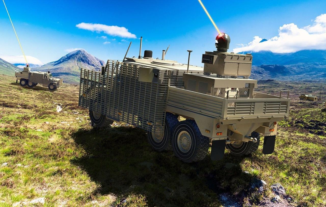 Великобритания успешно испытала лазерное оружие DragonFire, установленное на бронемашине Wolfhound