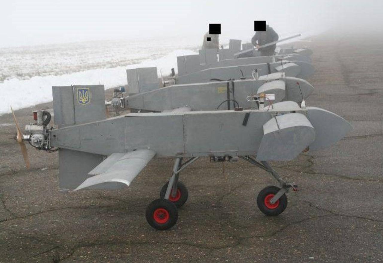 Украинские инженеры наладили производство дронов-камикадзе AQ 400 Scythe с дальностью полета 750 км, боевая часть до 70 кг