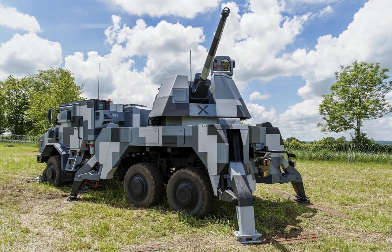 Модульная зенитная установка нового поколения RAPIDFire способна уничтожить несколько десятков дронов используя всего 140 выстрелов