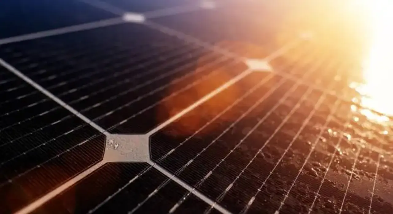 Достигнута рекордная эффективность сверхтонких солнечных панелей