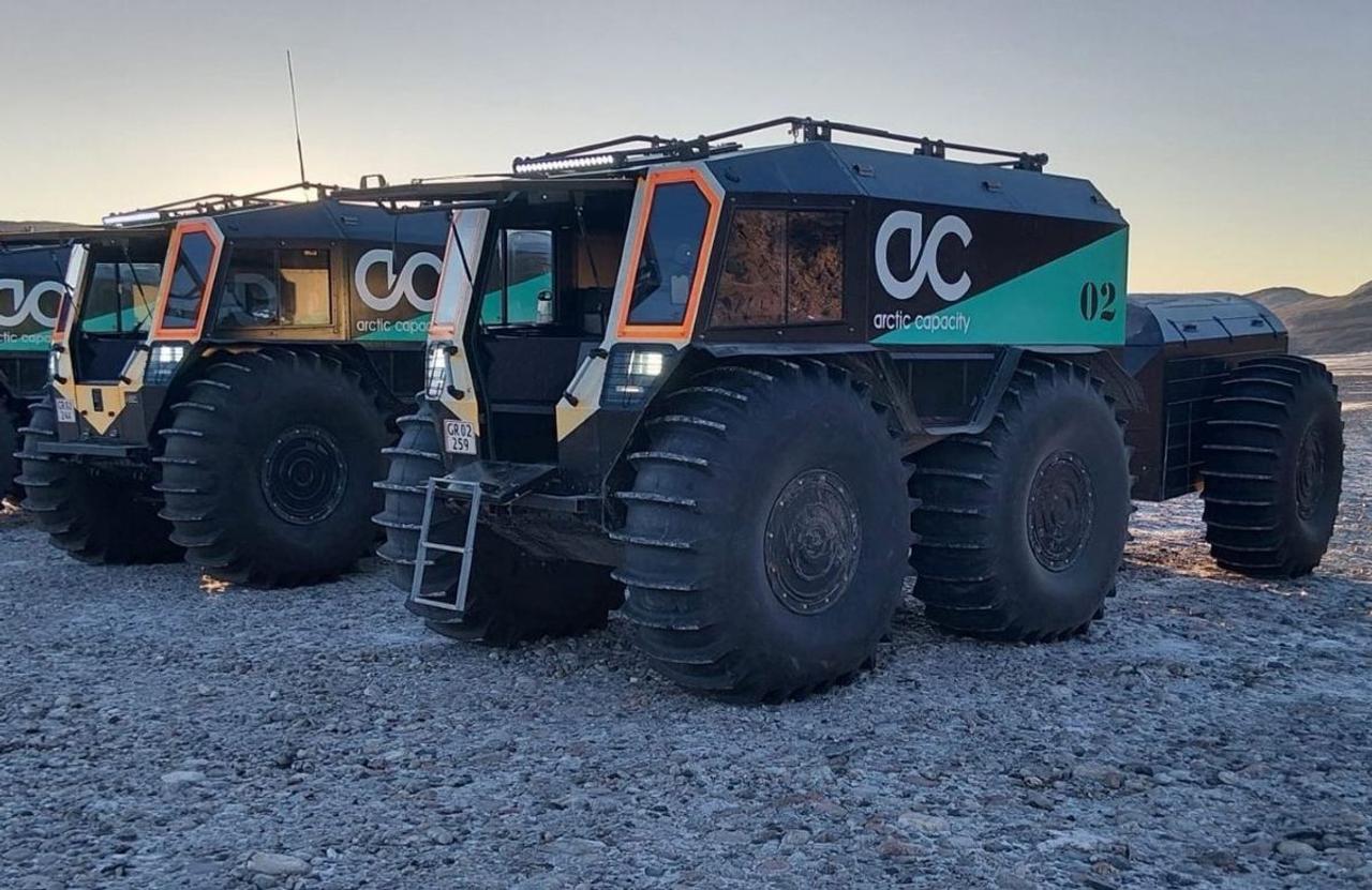 Украинский SHERP покоряет Арктику: вездеход презентовали военным Дании и готовят к работе в Гренландии